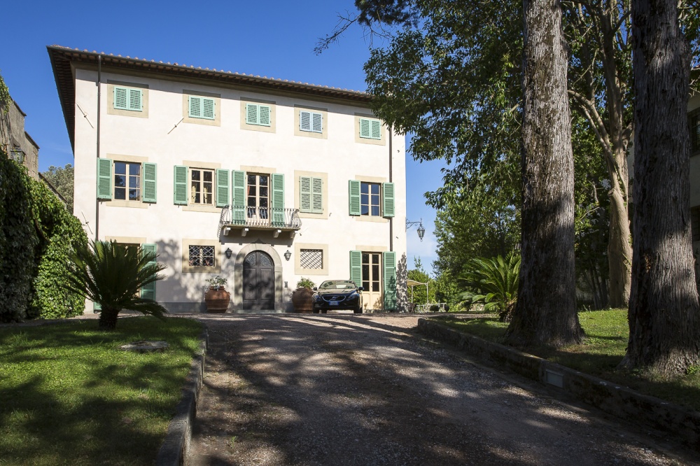 Herrschaftliche Villa zu kaufen in der Nähe von Pisa