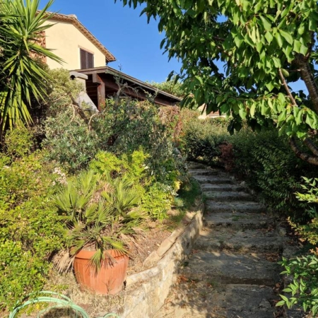 Hausrundgang/ Tour/ Tour della casa