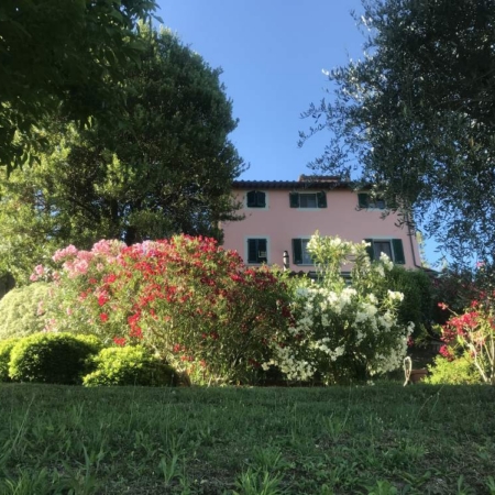 Hausrundgang/ Tour/ Tour della casa
