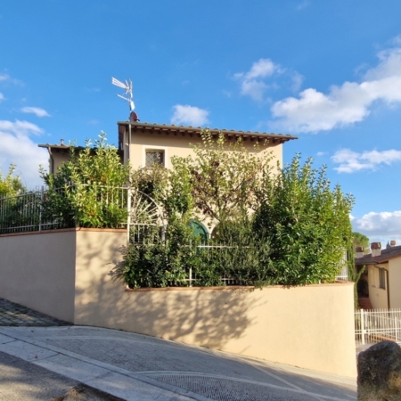 Hausrundgang/ Tour/ Tour della casa